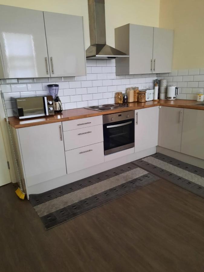 Fabulous Home From Home - Central Long Eaton - Lovely Short-Stay Apartment - High Speed Fibre Optic Broadband Internet - High Speed Streaming Possible Suitable For Working From Home And Students Very Spacious Free Parking Nearby Eksteriør billede